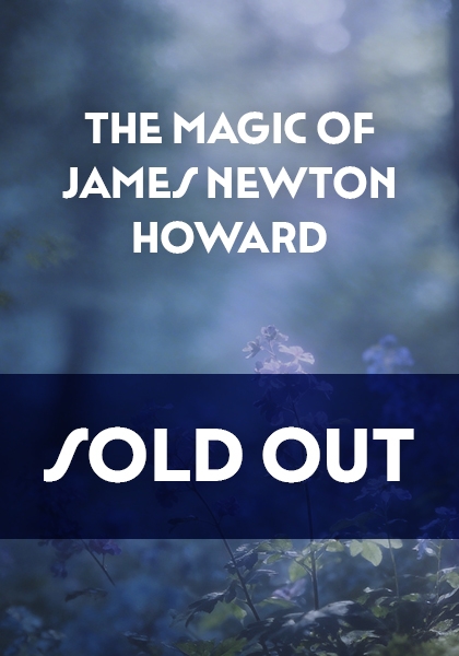 Grafika przedstawia zbliżenie na niebieskie kwiaty w zamglonym lesie oraz biały napis The Magic of James Newton Howard